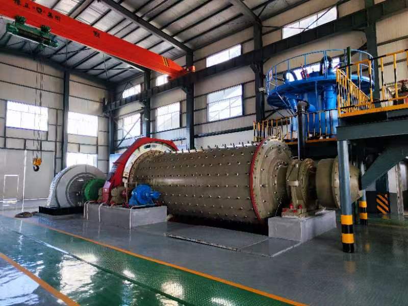 Qingdao Qingzhong Machinery ETC:n yleissopimusprojekti Zhaoyuan Xindongzhuang 2000 tonnin päivittäinen kullankäsittelylaitos